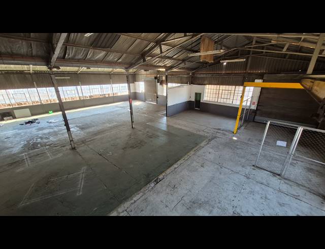 921M² FACTORY TO LET IN ANDERBOLT